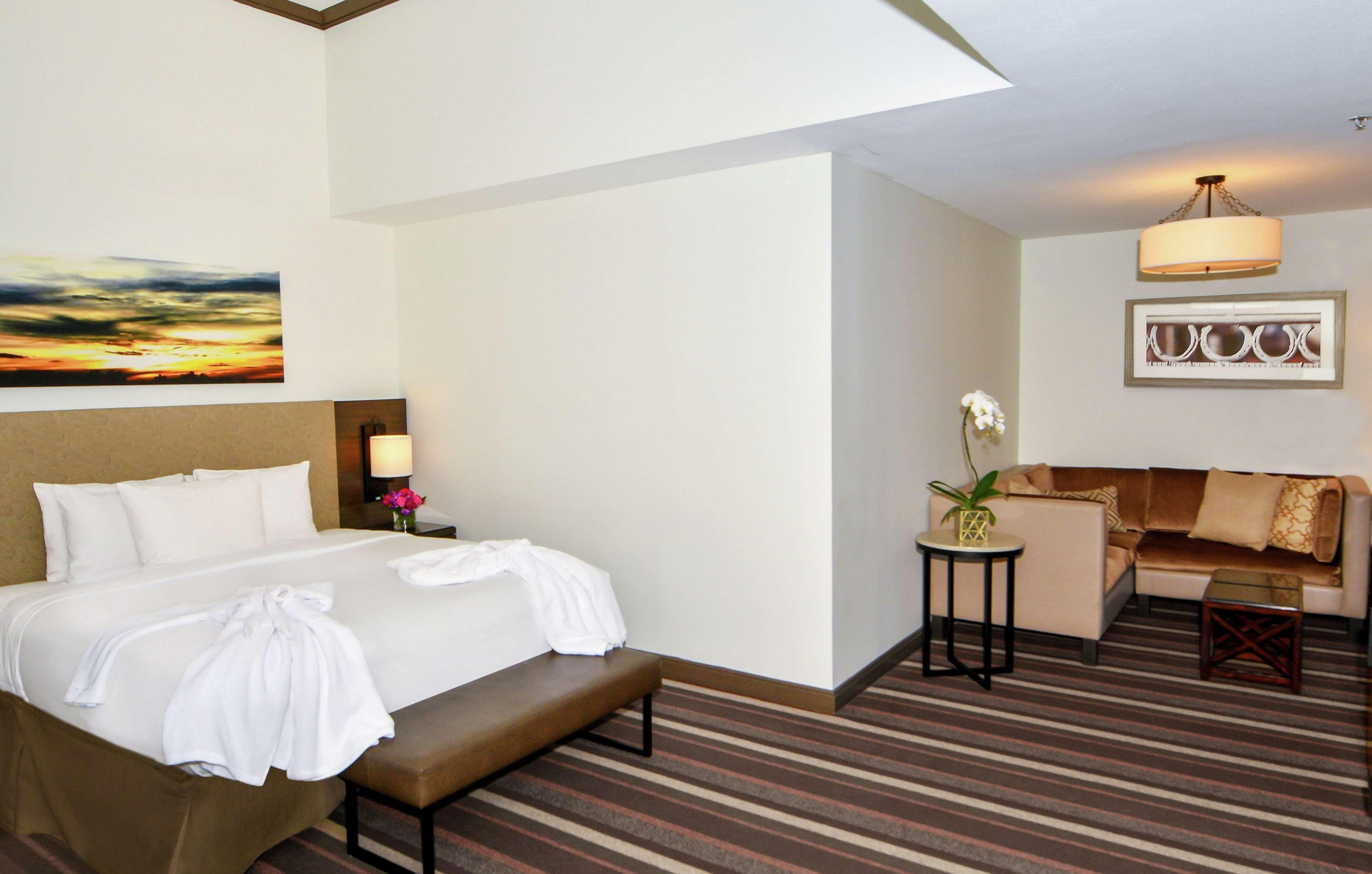 Hilton Dallas-Park Cities Exteriör bild